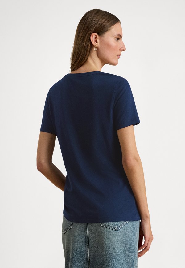 Lauren Ralph Lauren Petite EMBROIDERED-CREST JERSEY TEE