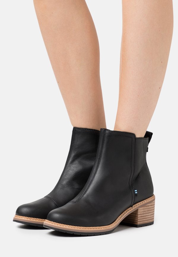 TOMS MARINA