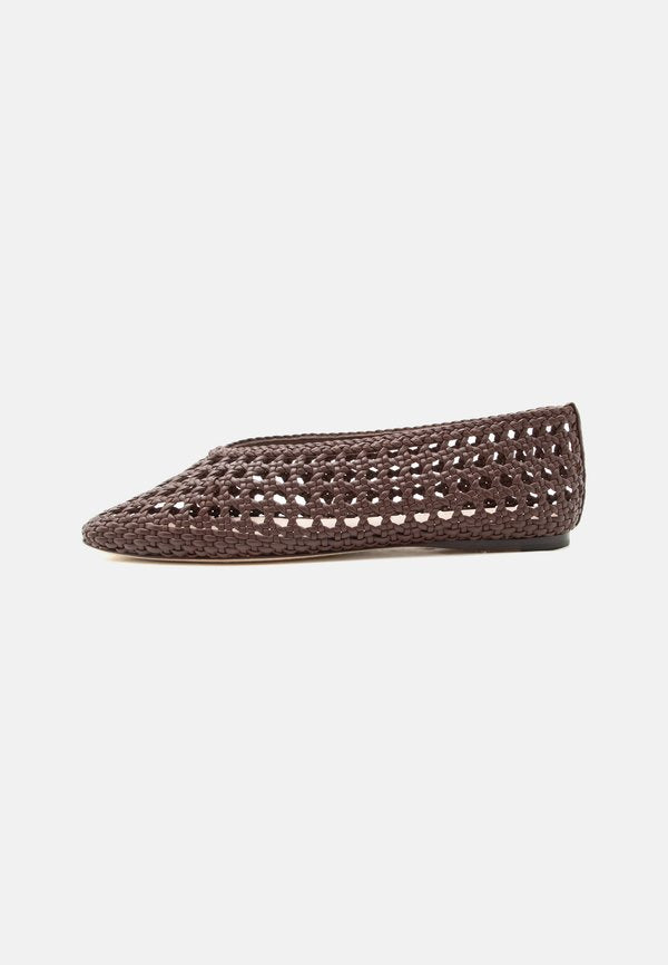 Loeffler Randall EMERY FLAT