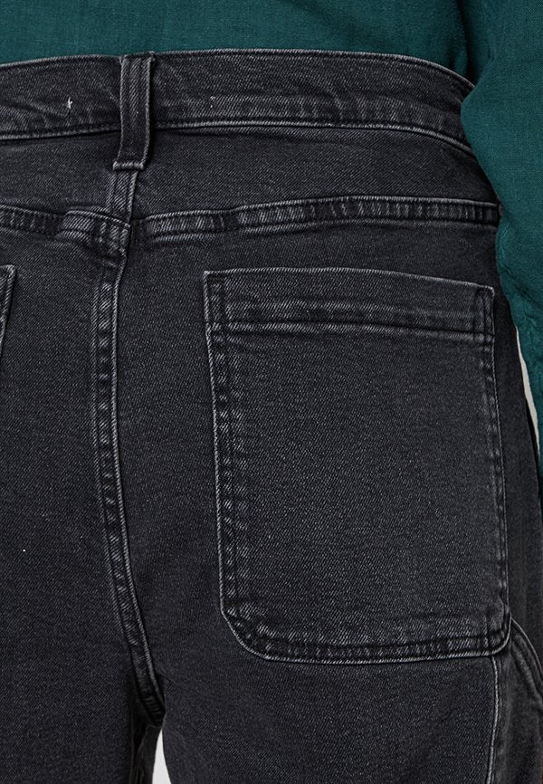 Hollister Co.