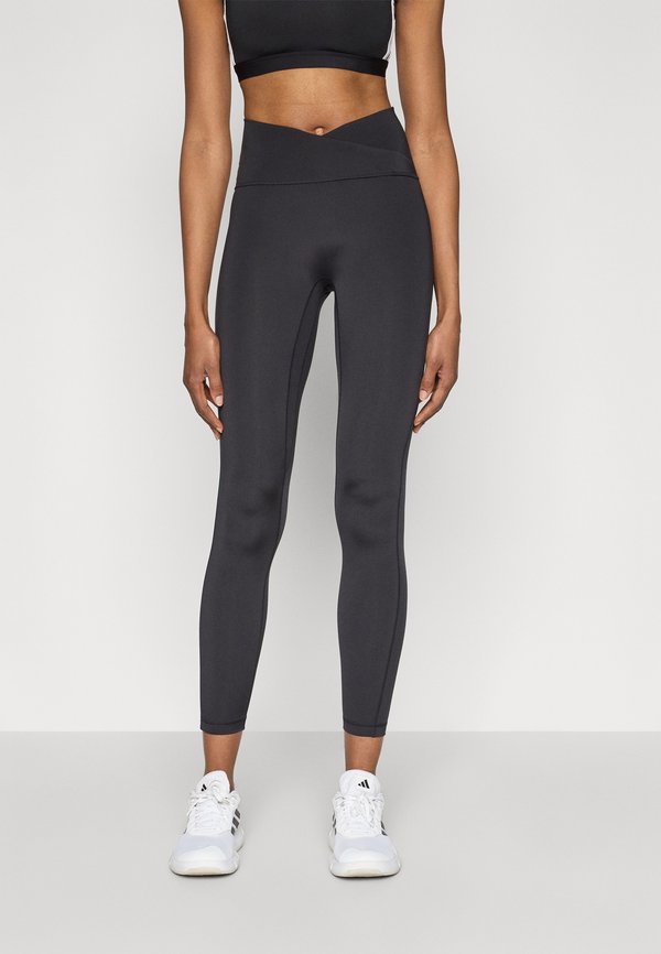 adidas Performance 3 STRIPES STUDIO ALL ME 7/8 X-OVER LEGGINGS - Leggings - black