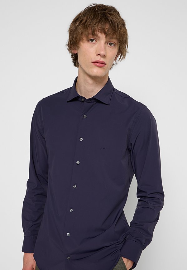 Michael Kors SLIM FIT