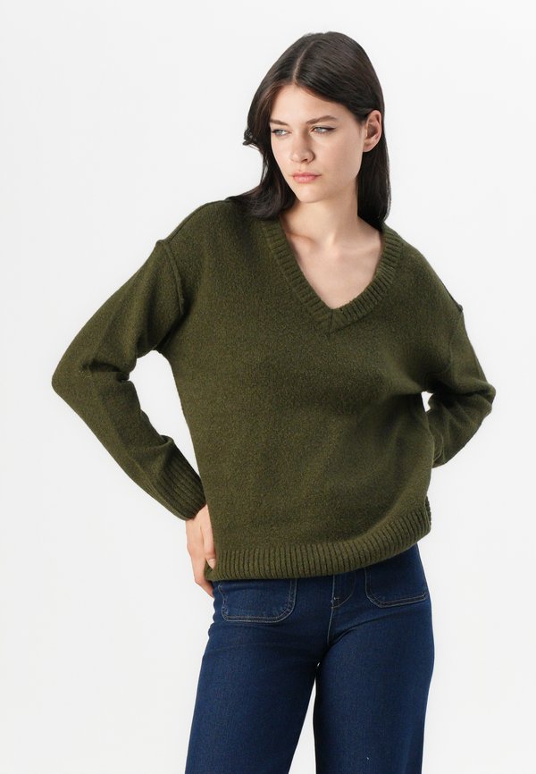 Vero Moda VMILSE V NECK PULLOVER