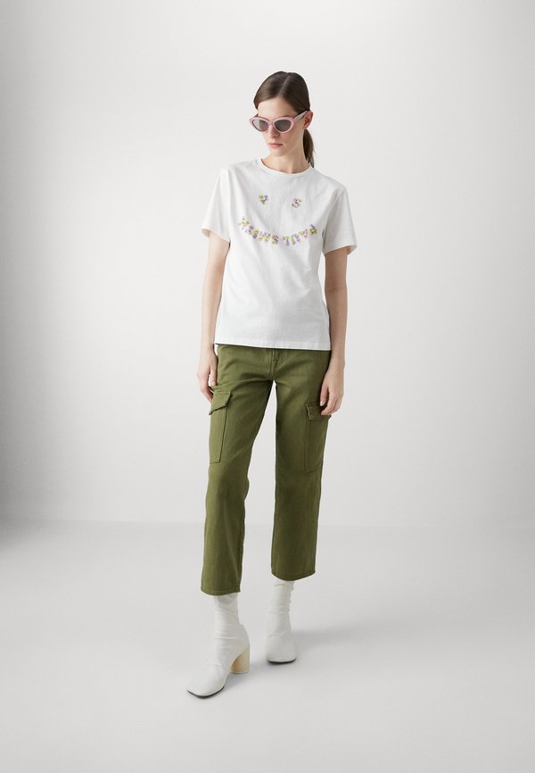 7 for all mankind LOGAN