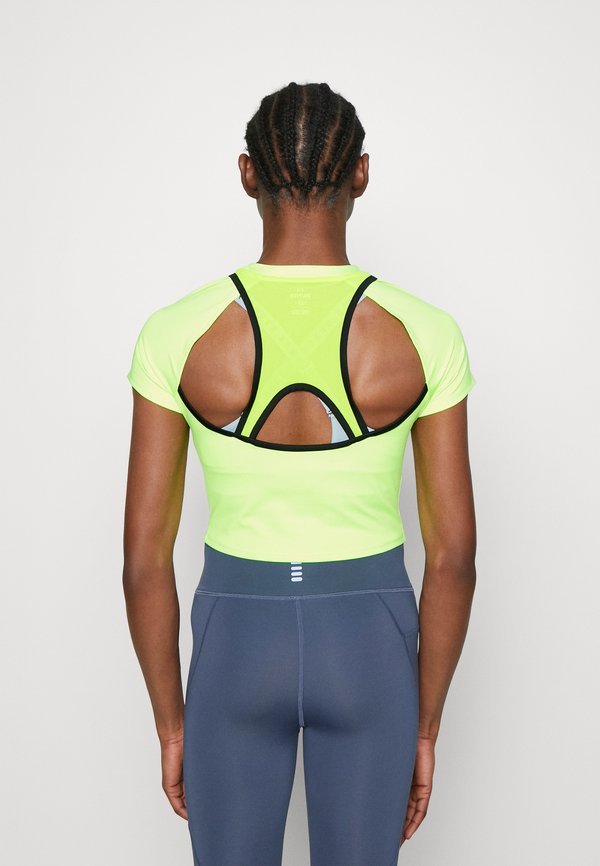 Under Armour RUN ANYWHERE CROP