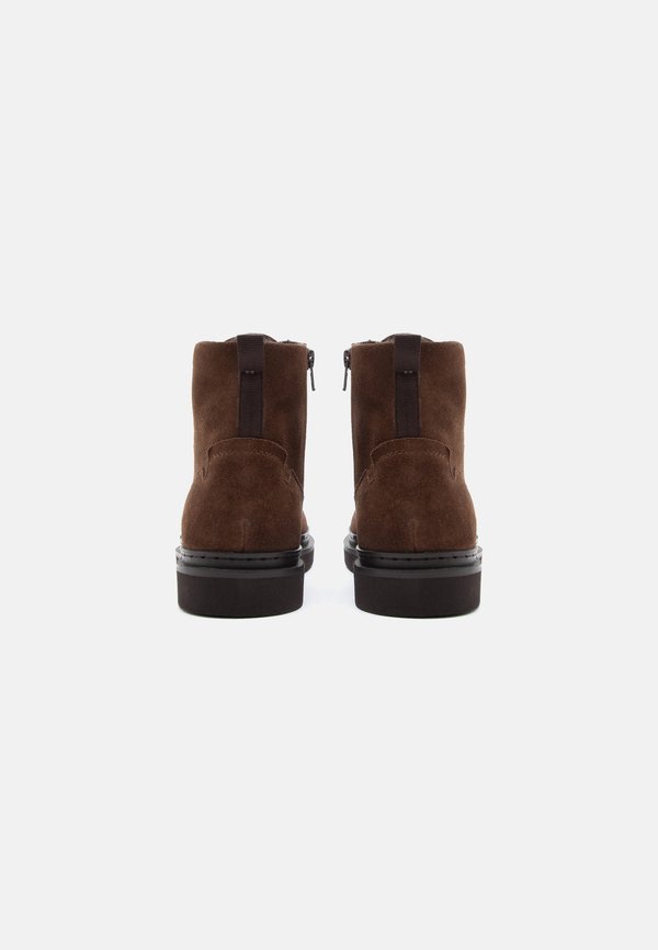 Pier One by Zalando LEATHER
