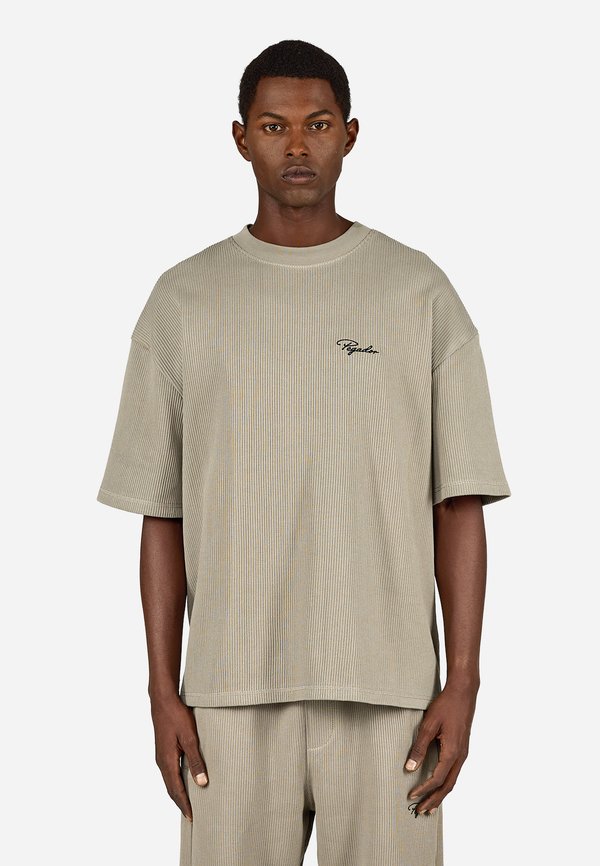 Pegador SIGNAR OVERSIZED RIB TEE