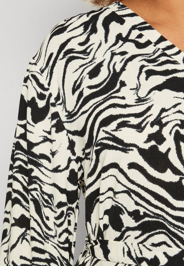 Vero Moda Curve VMCILONA 3/4 DRESS