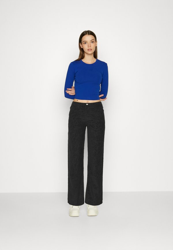 Levi's® CAGE STR ZIP ND