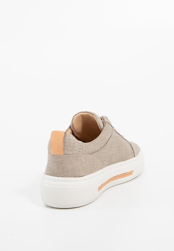 Clarks HOLLYHOCK WALK