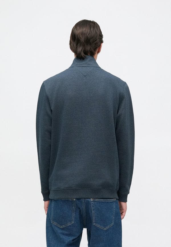 Tommy Jeans REGULAR FIT