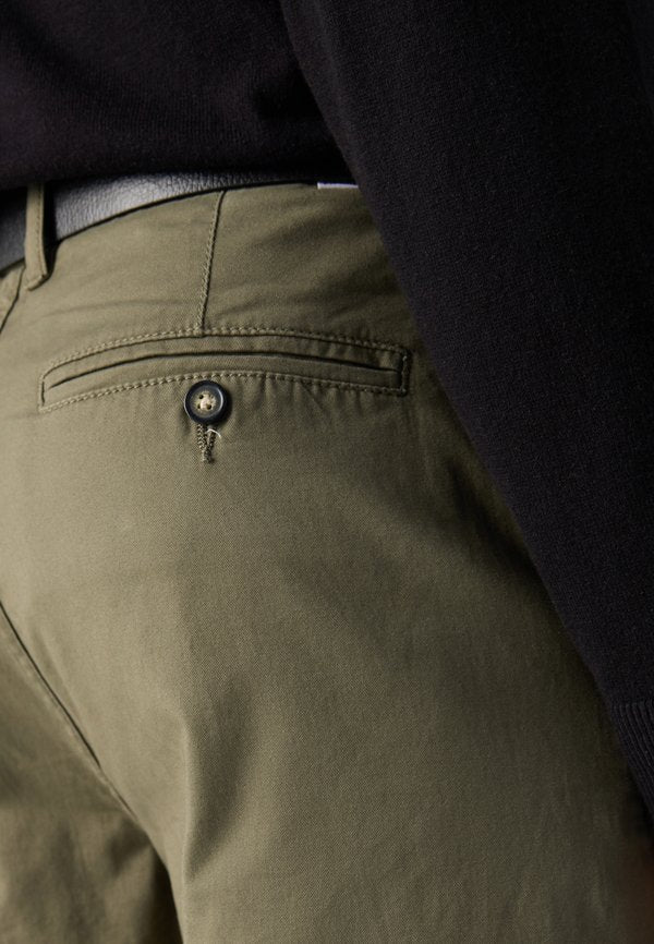 Lindbergh SUPERFLEX CHINO WITH BELT