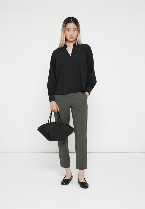 JDY JDYCELESTE LOOSE V NECK