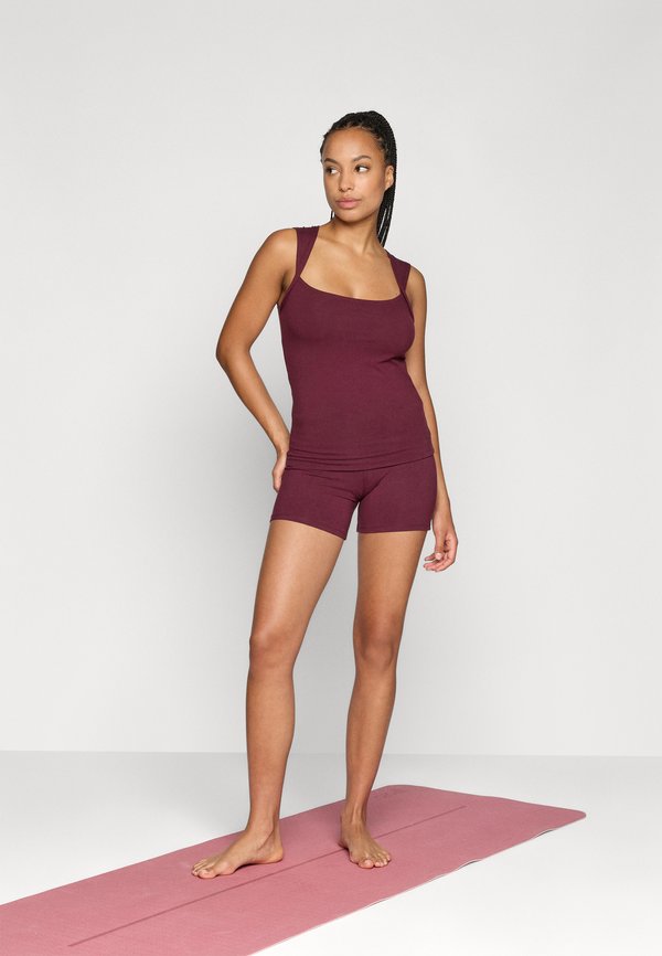 Casall SUBLIME FOLDED HOTPANTS