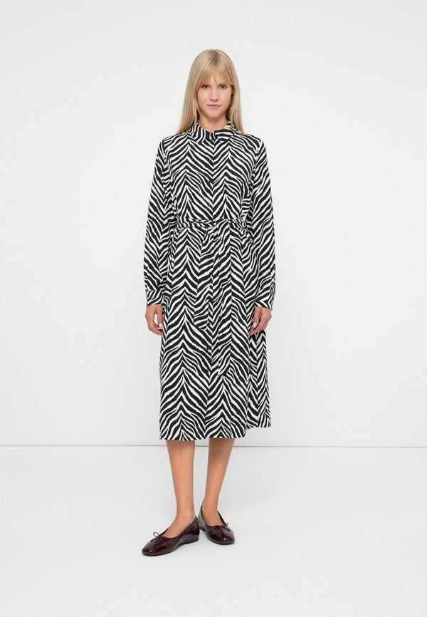 Vero Moda VMESME CALF SHIRT DRESS