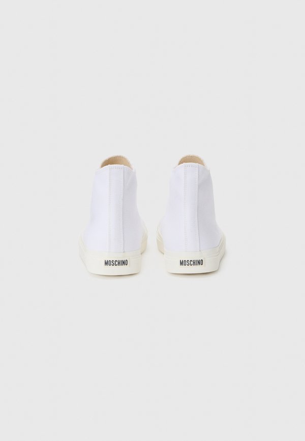 MOSCHINO