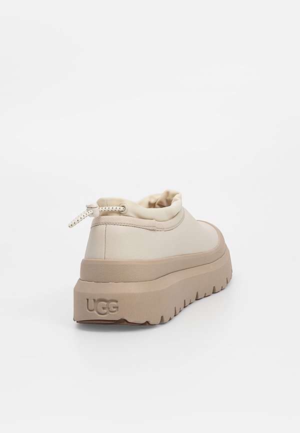 UGG TASMAN WEATHER HYBRID
