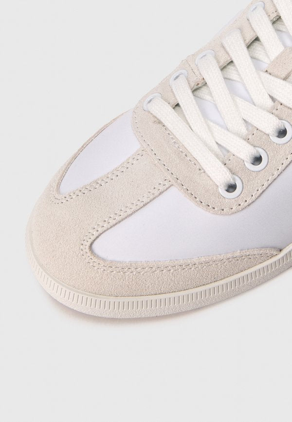 Calvin Klein LOW CUPSOLE LACE UP