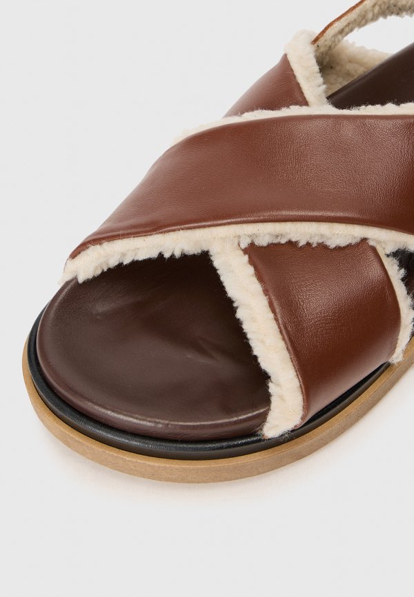ALOHAS MARSHMALLOW