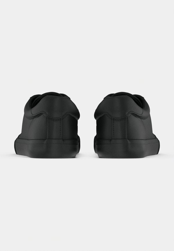 Pier One by Zalando