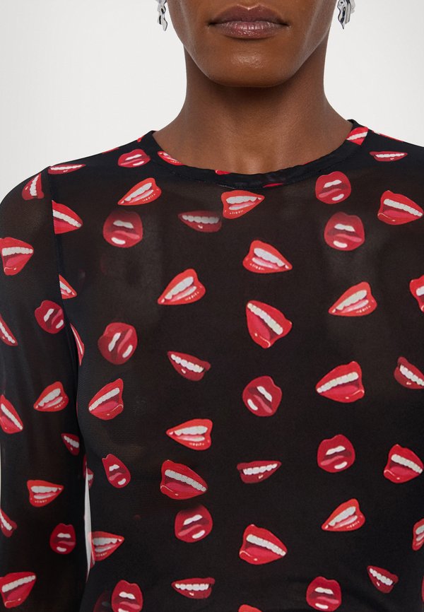 Alice + Olivia