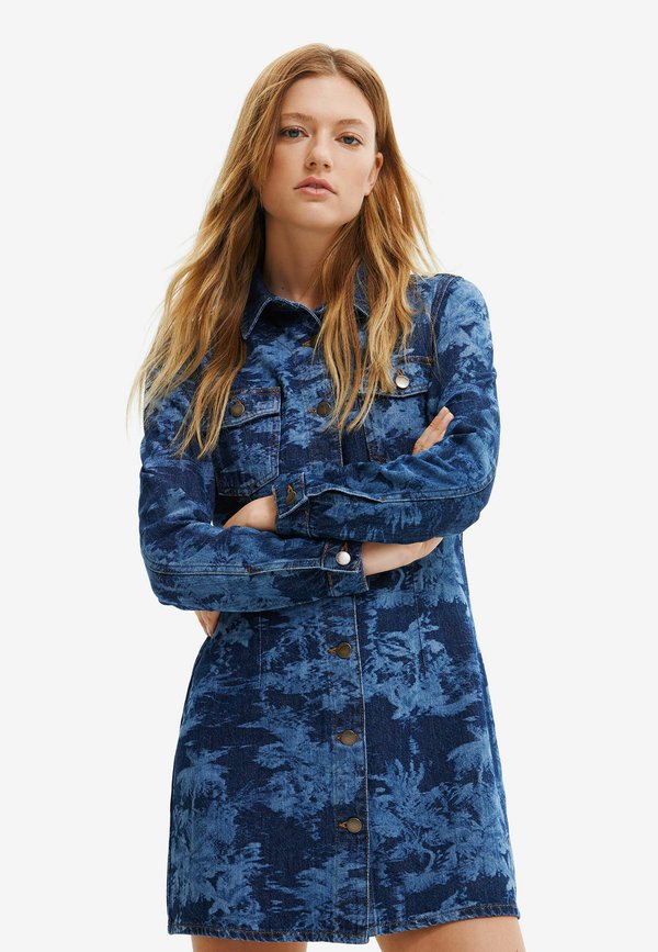 Desigual  TROPICAL