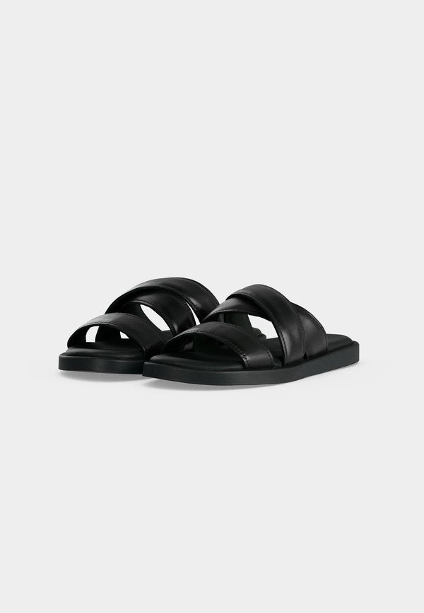 Steve Madden GRABBA
