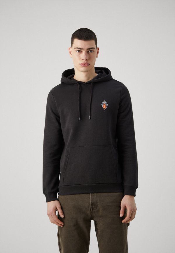 Pier One by Zalando