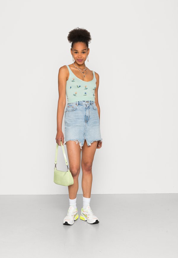 Missguided FLORAL