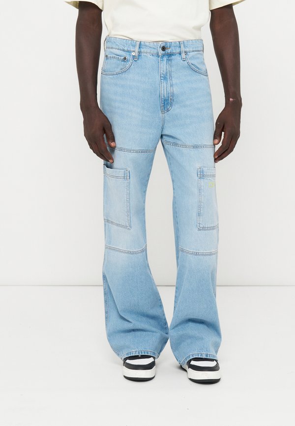OFF-WHITE