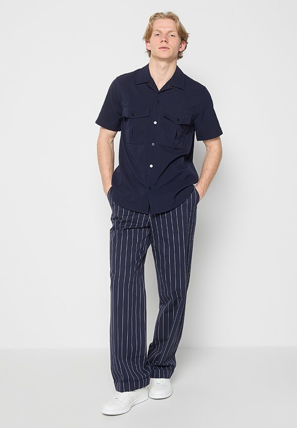 PS Paul Smith CASUAL FIT