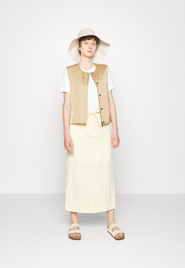 Calvin Klein MINIMAL PADDED VEST