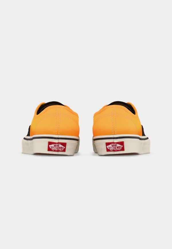 Vans AUTHENTIC