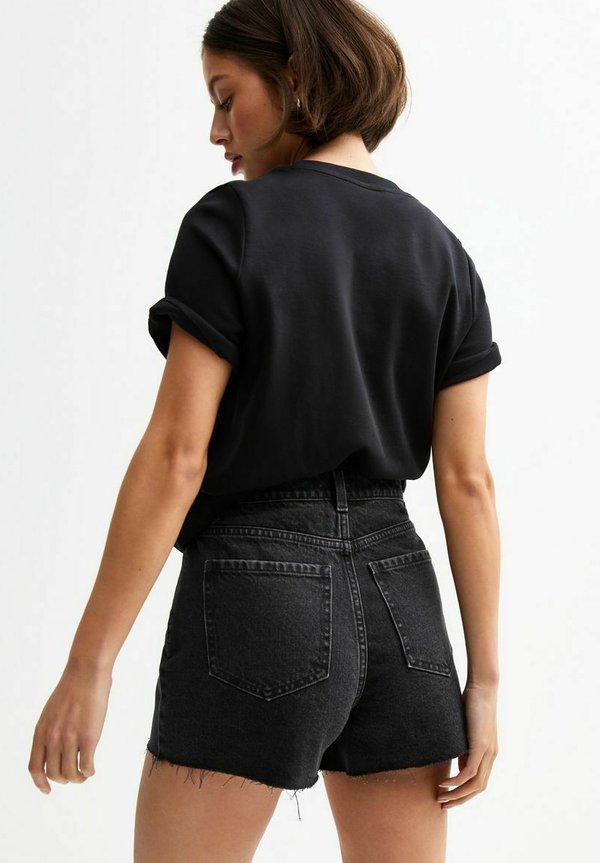 New Look RAW HEM