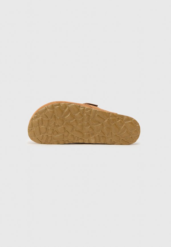 Steve Madden QUICKSAND