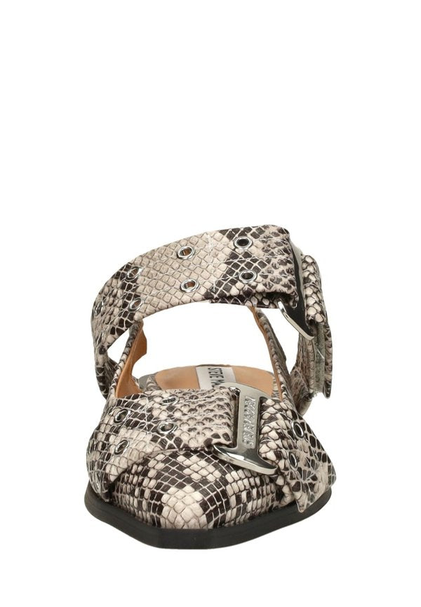 Steve Madden GRAND AVE