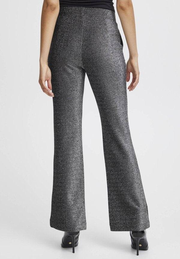 b.young BYTacha