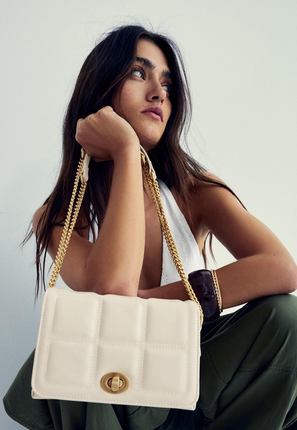Bershka QUILTED - MINI - Cross body bag - beige
