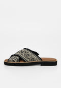 TOMS MAE