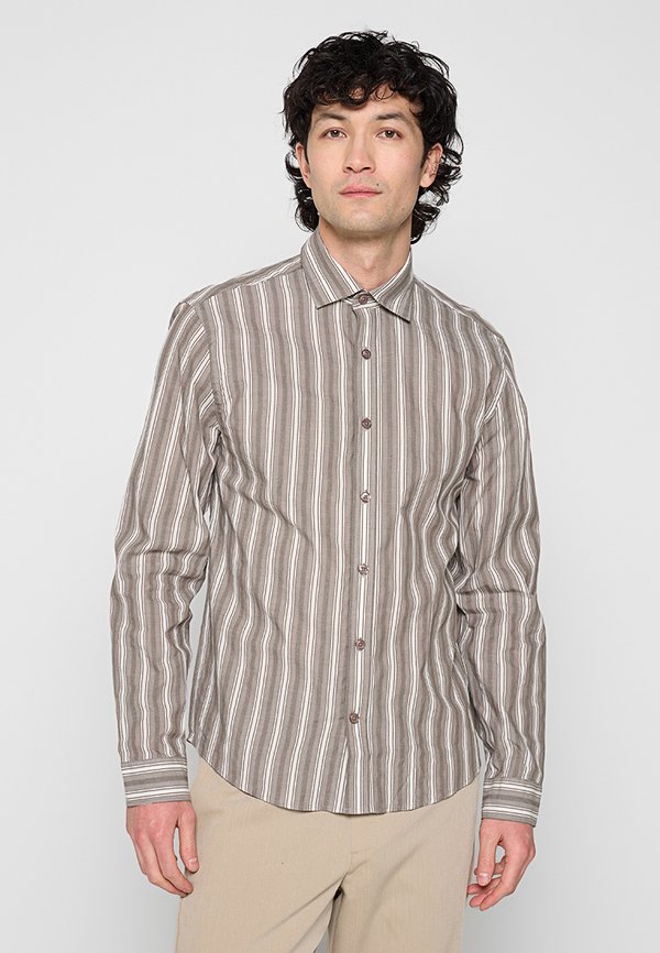 Lindbergh REGULAR FIT