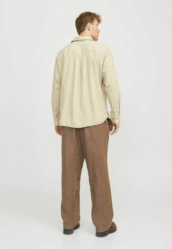 Jack & Jones Wide fit