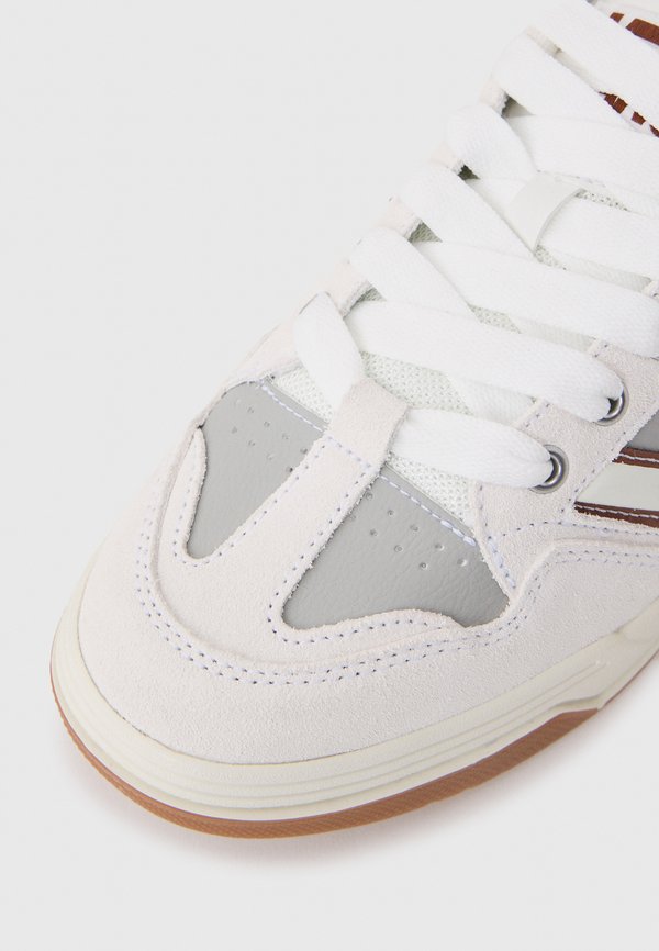 Vans UPLAND