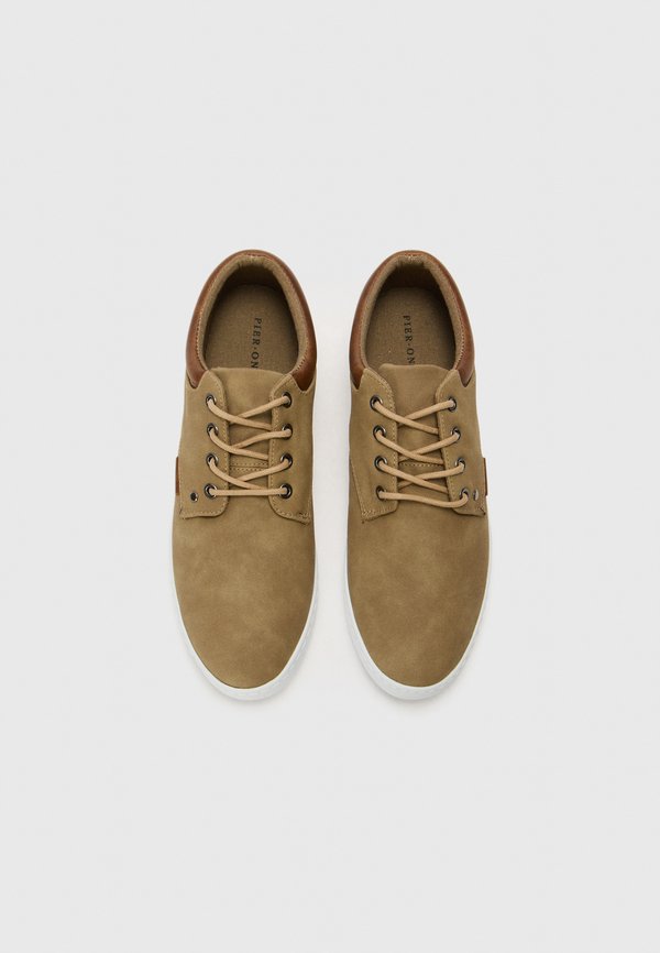 Pier One by Zalando