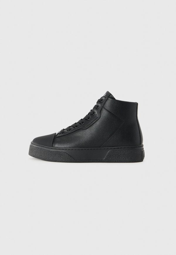 Armani Exchange LION