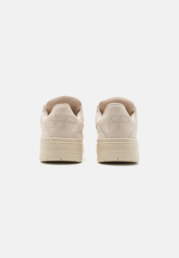 Filling Pieces CRUISER DIVE