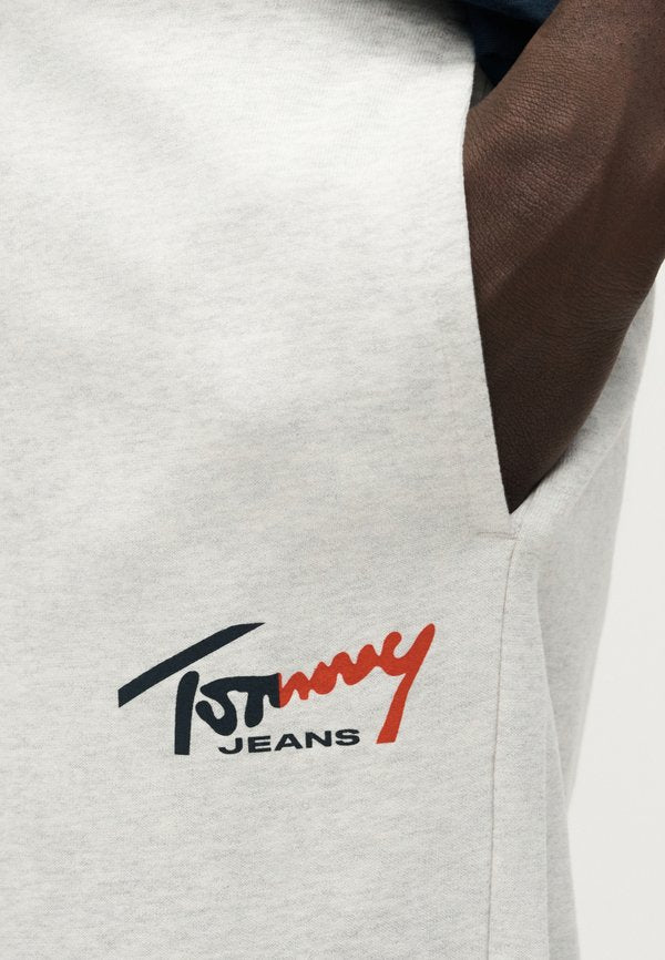 Tommy Jeans SIGNATURE