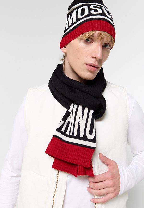 MOSCHINO SET