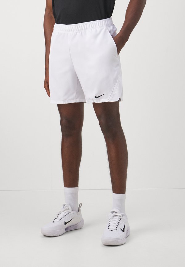 Nike Performance NIKECOURT VICTORY SHORT - Sports shorts - white/black