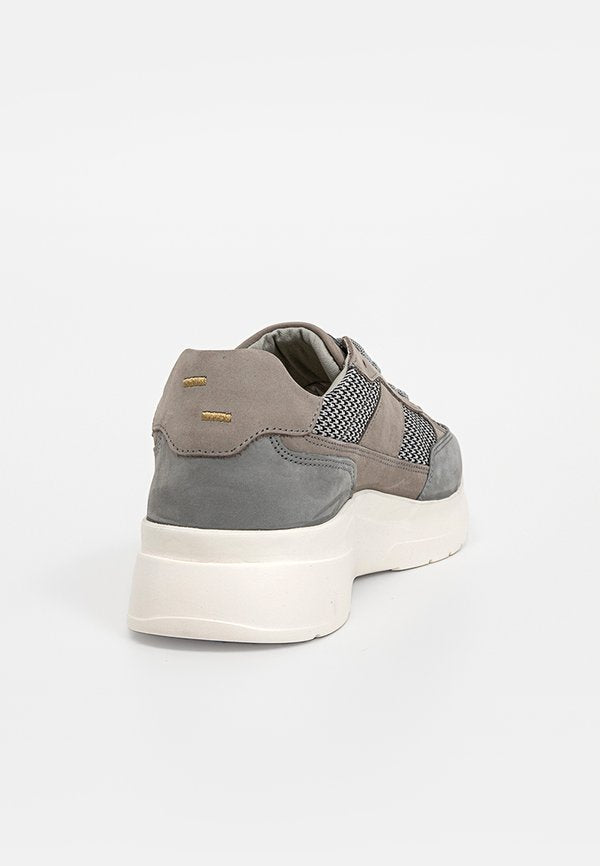 Filling Pieces JET