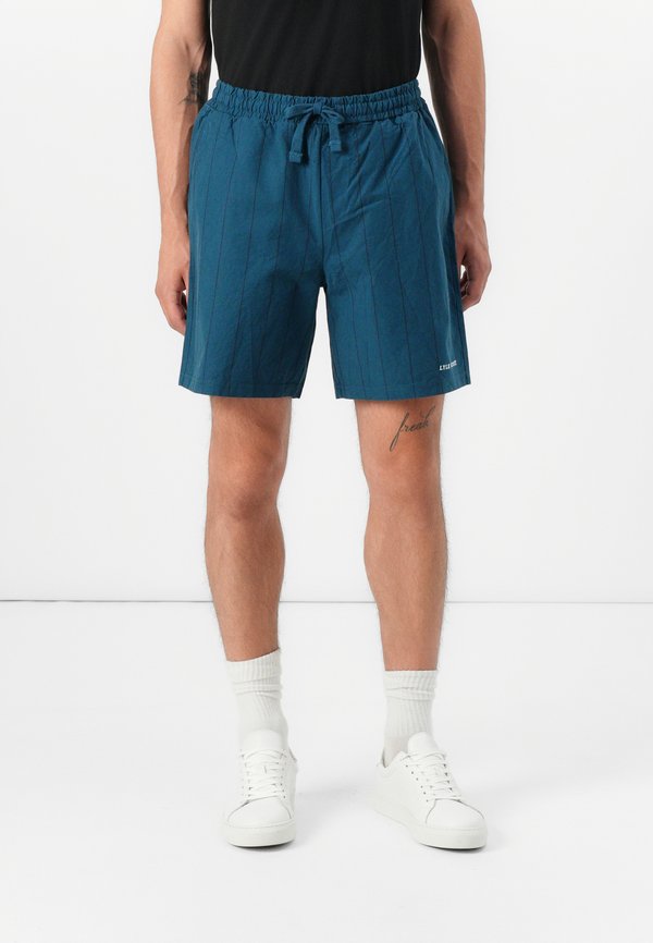 Lyle & Scott